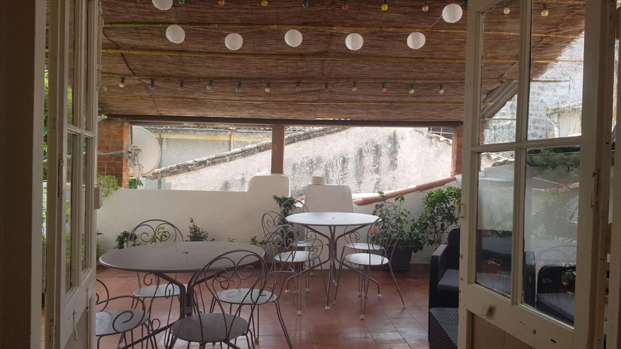 Chez Albert Et Karine Sauve Kültér fotó